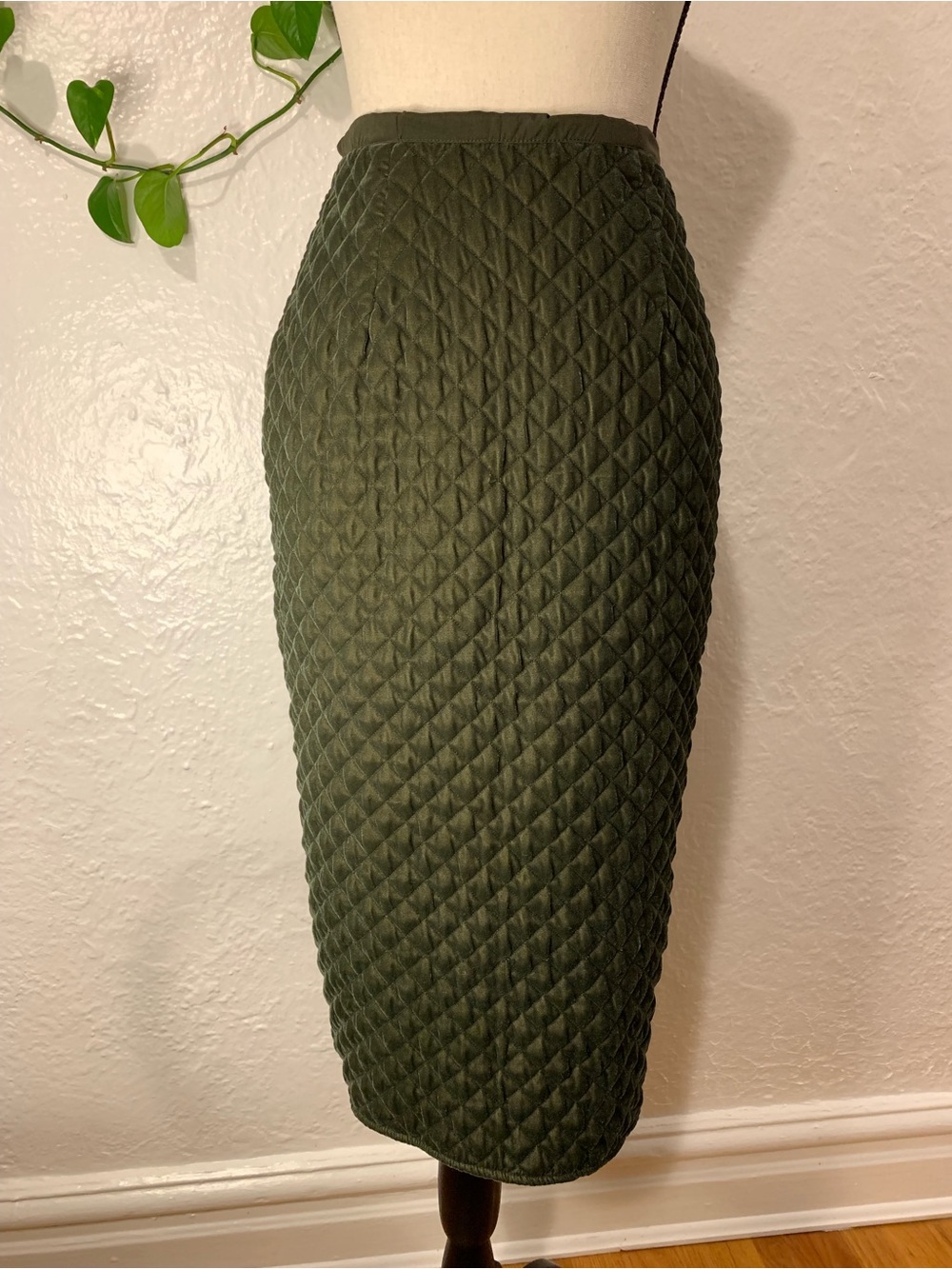 ASOS quilted midi pencil skirt in olive green/khaki Size 0